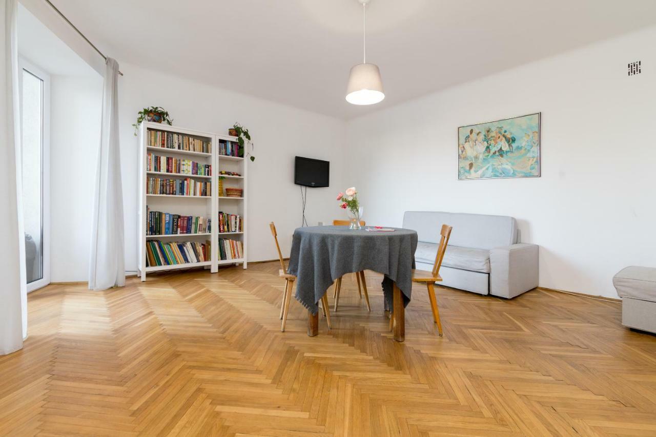 Royal Route Apartment For 10 People 바르샤바 외부 사진