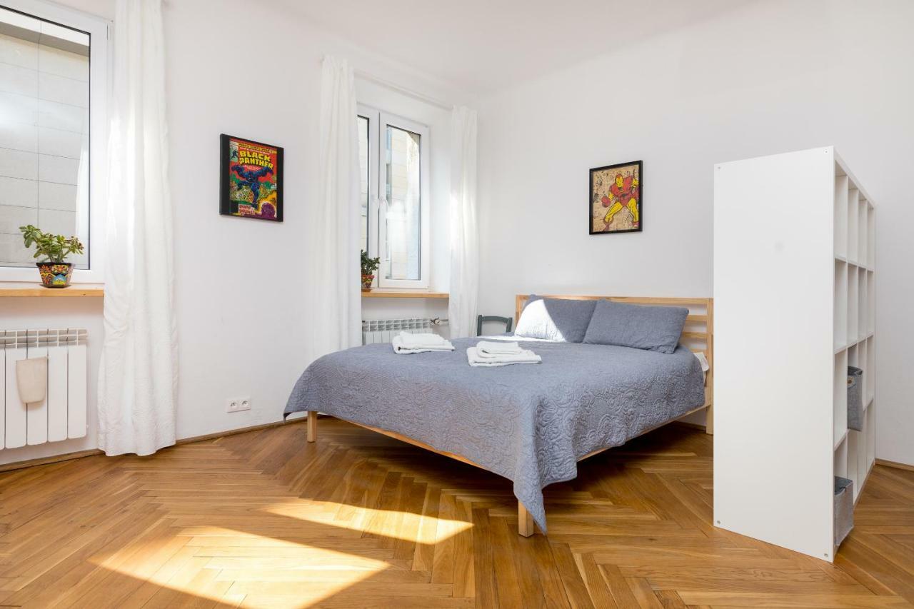 Royal Route Apartment For 10 People 바르샤바 외부 사진