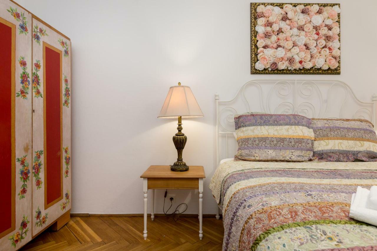 Royal Route Apartment For 10 People 바르샤바 외부 사진
