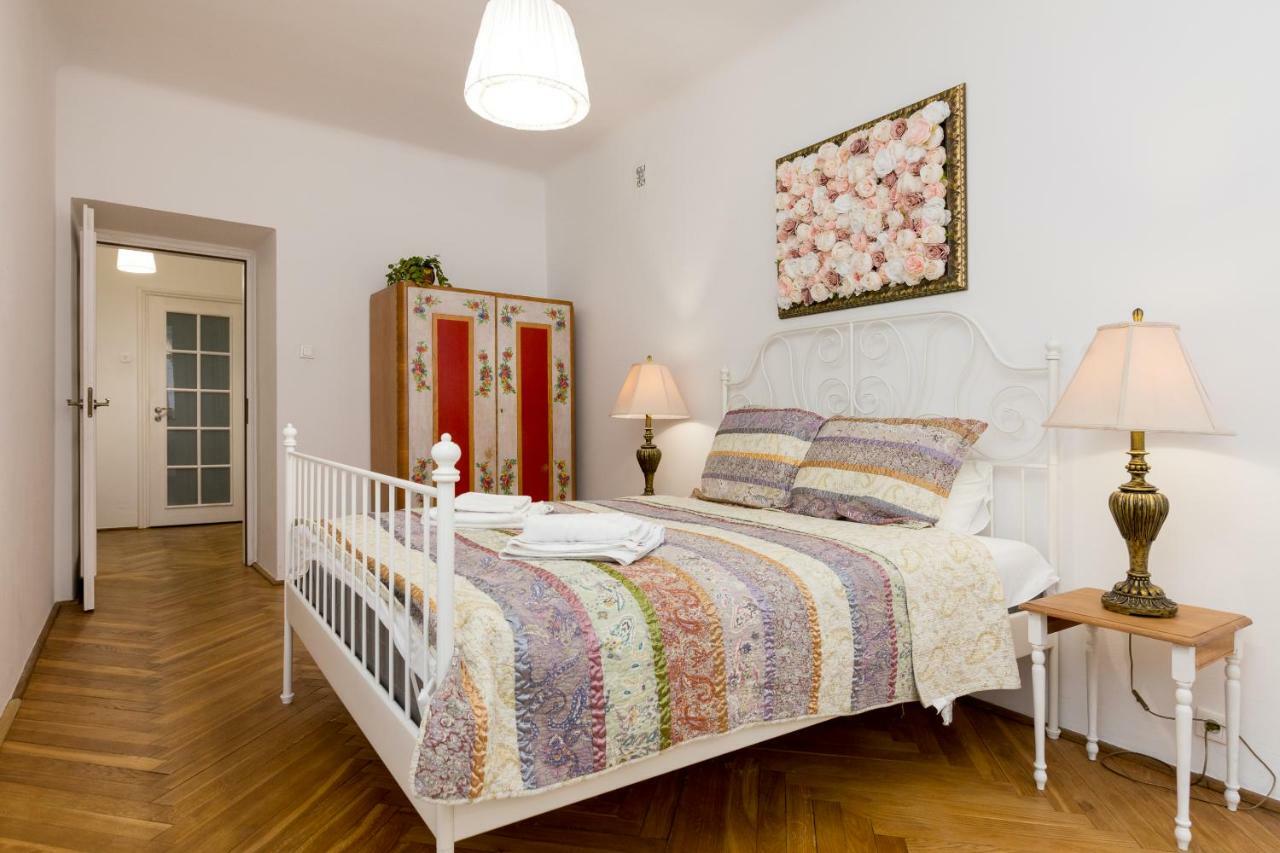 Royal Route Apartment For 10 People 바르샤바 외부 사진